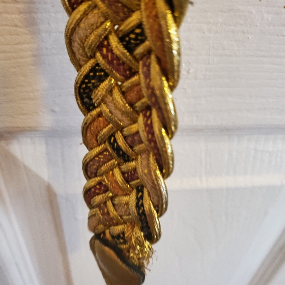 Ladies Belts ,Silver And Gold ,Medium - Picture 6 of 9